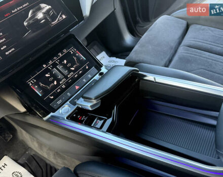 Чорний Ауді E-Tron, об'ємом двигуна 0 л та пробігом 150 тис. км за 25900 $, фото 76 на Automoto.ua