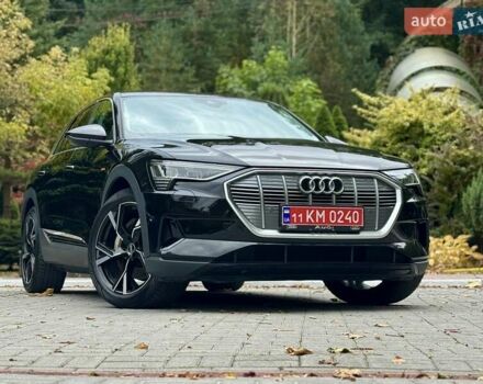 Черный Ауди E-Tron, объемом двигателя 0 л и пробегом 159 тыс. км за 24000 $, фото 4 на Automoto.ua