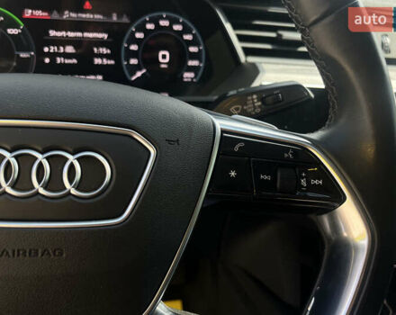 Черный Ауди E-Tron, объемом двигателя 0 л и пробегом 143 тыс. км за 29999 $, фото 24 на Automoto.ua