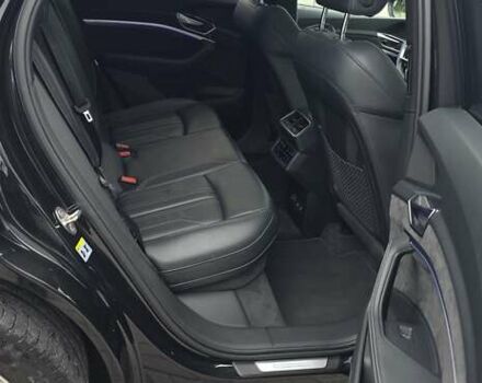 Черный Ауди E-Tron, объемом двигателя 0 л и пробегом 138 тыс. км за 29900 $, фото 60 на Automoto.ua