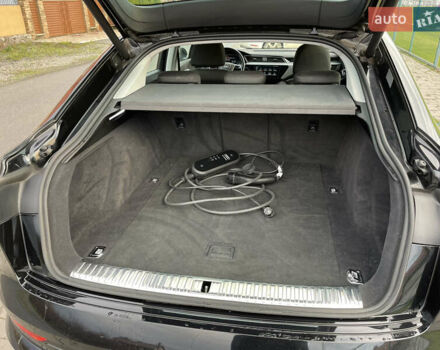 Чорний Ауді E-Tron, об'ємом двигуна 0 л та пробігом 78 тис. км за 26500 $, фото 37 на Automoto.ua