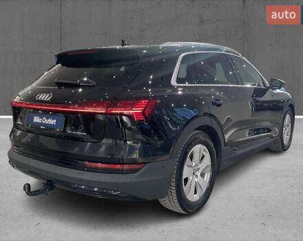 Черный Ауди E-Tron, объемом двигателя 0 л и пробегом 125 тыс. км за 21700 $, фото 6 на Automoto.ua