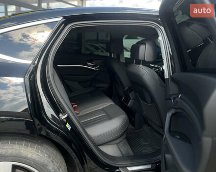 Черный Ауди E-Tron, объемом двигателя 0 л и пробегом 143 тыс. км за 29999 $, фото 12 на Automoto.ua