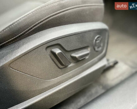 Чорний Ауді E-Tron, об'ємом двигуна 0 л та пробігом 78 тис. км за 26500 $, фото 20 на Automoto.ua