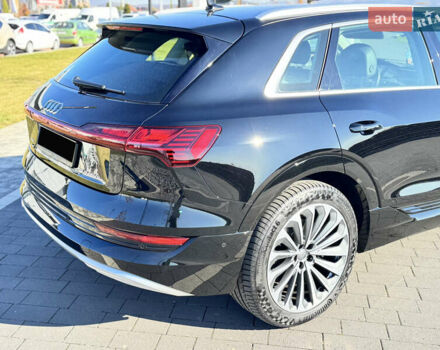 Черный Ауди E-Tron, объемом двигателя 0 л и пробегом 126 тыс. км за 27500 $, фото 6 на Automoto.ua