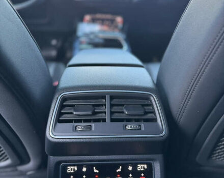 Чорний Ауді E-Tron, об'ємом двигуна 0 л та пробігом 155 тис. км за 29499 $, фото 28 на Automoto.ua