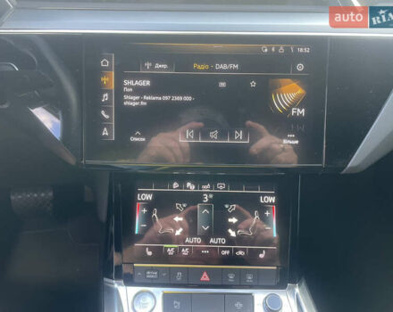 Чорний Ауді E-Tron, об'ємом двигуна 0 л та пробігом 58 тис. км за 34450 $, фото 35 на Automoto.ua