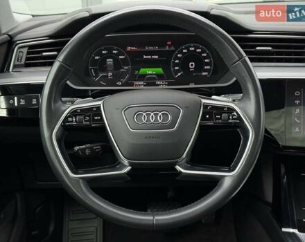 Черный Ауди E-Tron, объемом двигателя 0 л и пробегом 130 тыс. км за 22300 $, фото 43 на Automoto.ua