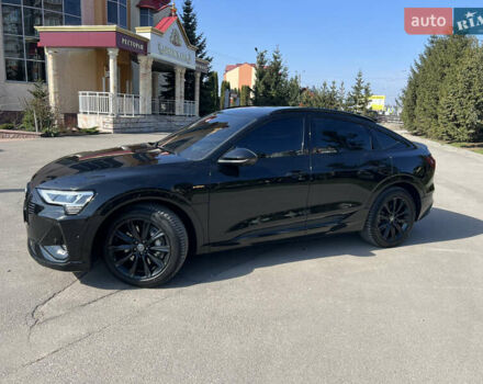 Черный Ауди E-Tron, объемом двигателя 0 л и пробегом 52 тыс. км за 39999 $, фото 2 на Automoto.ua