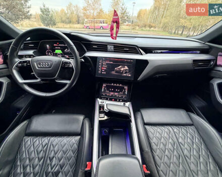 Черный Ауди E-Tron, объемом двигателя 0 л и пробегом 155 тыс. км за 33300 $, фото 25 на Automoto.ua