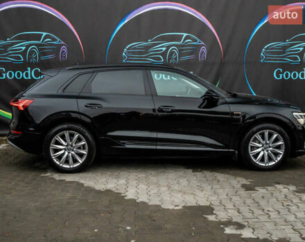 Чорний Ауді E-Tron, об'ємом двигуна 0 л та пробігом 75 тис. км за 29900 $, фото 17 на Automoto.ua