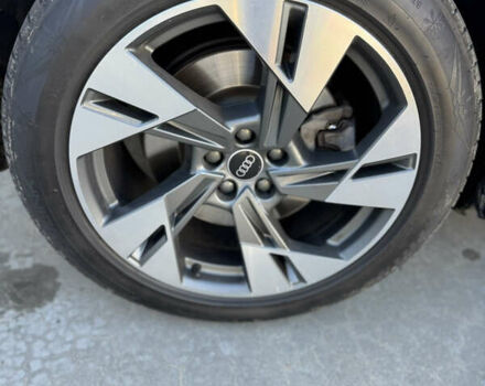 Чорний Ауді E-Tron, об'ємом двигуна 0 л та пробігом 155 тис. км за 29499 $, фото 18 на Automoto.ua