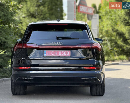 Чорний Ауді E-Tron, об'ємом двигуна 0 л та пробігом 103 тис. км за 29999 $, фото 14 на Automoto.ua