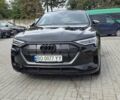 Черный Ауди E-Tron, объемом двигателя 0 л и пробегом 138 тыс. км за 29900 $, фото 8 на Automoto.ua
