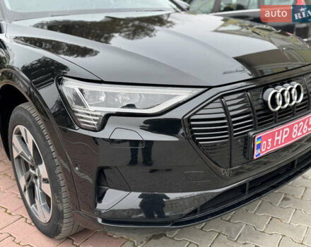 Черный Ауди E-Tron, объемом двигателя 0 л и пробегом 120 тыс. км за 26500 $, фото 17 на Automoto.ua