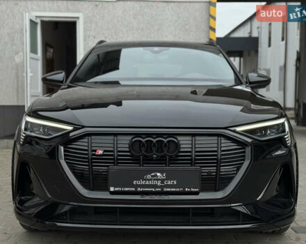 Черный Ауди E-Tron, объемом двигателя 0 л и пробегом 63 тыс. км за 44999 $, фото 12 на Automoto.ua