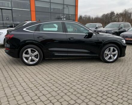 Чорний Ауді E-Tron, об'ємом двигуна 0 л та пробігом 81 тис. км за 36500 $, фото 7 на Automoto.ua