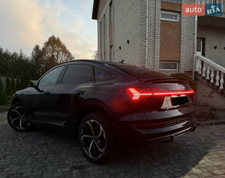 Черный Ауди E-Tron, объемом двигателя 0 л и пробегом 50 тыс. км за 44000 $, фото 52 на Automoto.ua