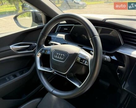 Черный Ауди E-Tron, объемом двигателя 0 л и пробегом 23 тыс. км за 38999 $, фото 40 на Automoto.ua
