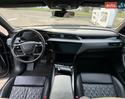 Черный Ауди E-Tron, объемом двигателя 0 л и пробегом 71 тыс. км за 38470 $, фото 27 на Automoto.ua