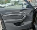Чорний Ауді E-Tron, об'ємом двигуна 0 л та пробігом 147 тис. км за 29999 $, фото 10 на Automoto.ua