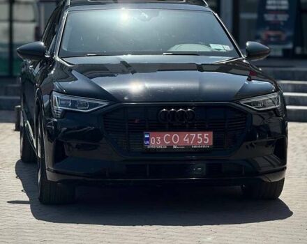 Чорний Ауді E-Tron, об'ємом двигуна 0 л та пробігом 50 тис. км за 36600 $, фото 2 на Automoto.ua