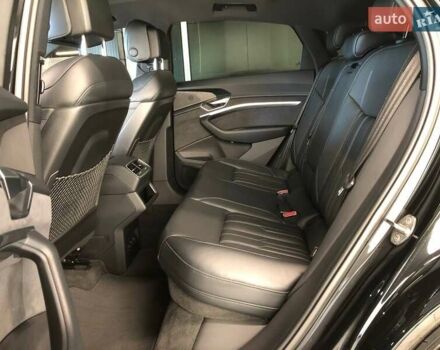 Черный Ауди E-Tron, объемом двигателя 0 л и пробегом 68 тыс. км за 39900 $, фото 20 на Automoto.ua