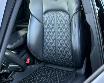 Чорний Ауді E-Tron, об'ємом двигуна 0 л та пробігом 95 тис. км за 36599 $, фото 49 на Automoto.ua