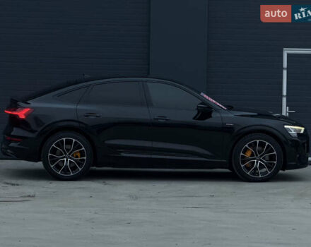 Чорний Ауді E-Tron, об'ємом двигуна 0 л та пробігом 84 тис. км за 36000 $, фото 14 на Automoto.ua
