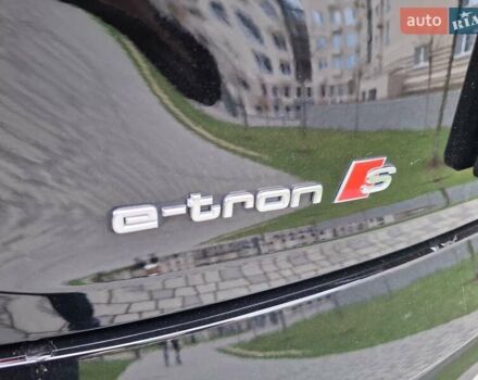 Чорний Ауді E-Tron, об'ємом двигуна 0 л та пробігом 31 тис. км за 39990 $, фото 35 на Automoto.ua