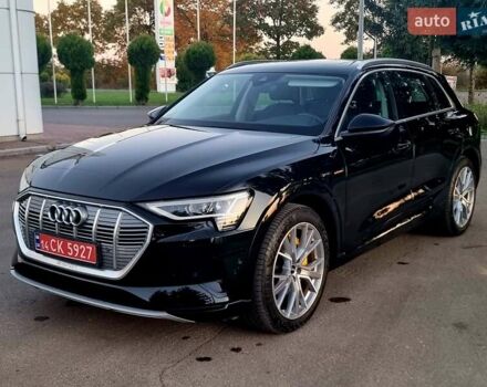 Черный Ауди E-Tron, объемом двигателя 0 л и пробегом 70 тыс. км за 32500 $, фото 3 на Automoto.ua