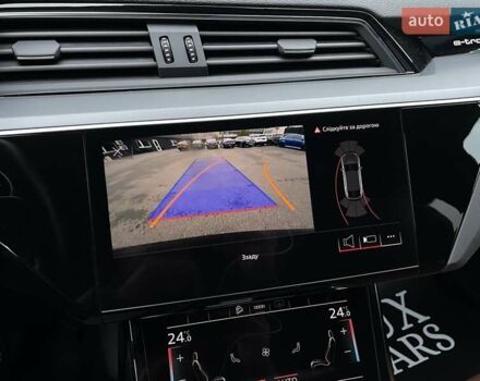 Черный Ауди E-Tron, объемом двигателя 0 л и пробегом 66 тыс. км за 41900 $, фото 64 на Automoto.ua