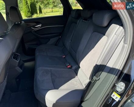 Черный Ауди E-Tron, объемом двигателя 0 л и пробегом 23 тыс. км за 38999 $, фото 33 на Automoto.ua