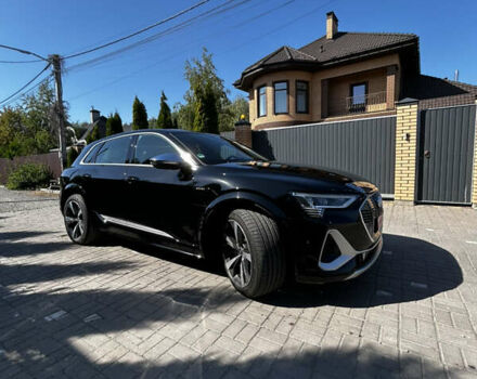 Черный Ауди E-Tron, объемом двигателя 0 л и пробегом 95 тыс. км за 39900 $, фото 4 на Automoto.ua