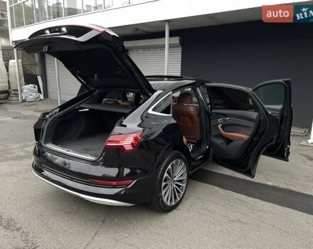 Черный Ауди E-Tron, объемом двигателя 0 л и пробегом 66 тыс. км за 41900 $, фото 44 на Automoto.ua