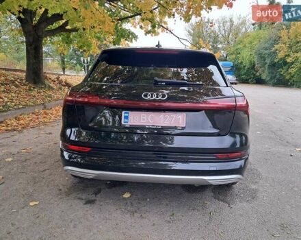 Черный Ауди E-Tron, объемом двигателя 0 л и пробегом 200 тыс. км за 27500 $, фото 3 на Automoto.ua
