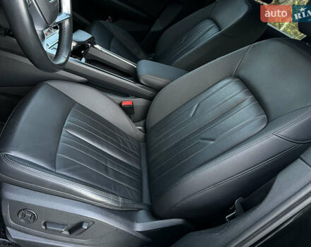 Чорний Ауді E-Tron, об'ємом двигуна 0 л та пробігом 187 тис. км за 23300 $, фото 31 на Automoto.ua