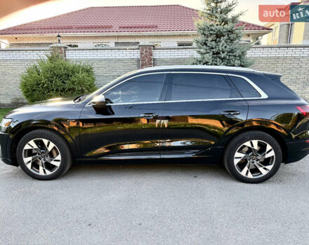 Черный Ауди E-Tron, объемом двигателя 0 л и пробегом 140 тыс. км за 29299 $, фото 12 на Automoto.ua