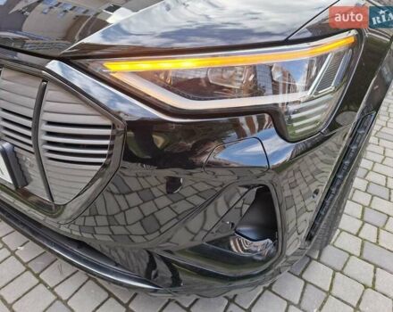 Чорний Ауді E-Tron, об'ємом двигуна 0 л та пробігом 31 тис. км за 39990 $, фото 15 на Automoto.ua