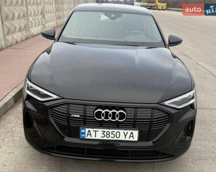 Чорний Ауді E-Tron, об'ємом двигуна 0 л та пробігом 86 тис. км за 27999 $, фото 4 на Automoto.ua