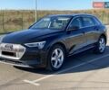 Черный Ауди E-Tron, объемом двигателя 0 л и пробегом 199 тыс. км за 39999 $, фото 2 на Automoto.ua