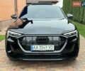 Чорний Ауді E-Tron, об'ємом двигуна 0 л та пробігом 58 тис. км за 42999 $, фото 6 на Automoto.ua