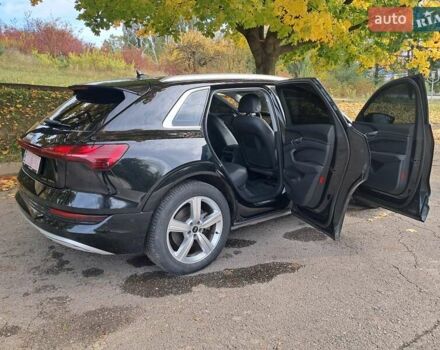 Черный Ауди E-Tron, объемом двигателя 0 л и пробегом 200 тыс. км за 27500 $, фото 18 на Automoto.ua