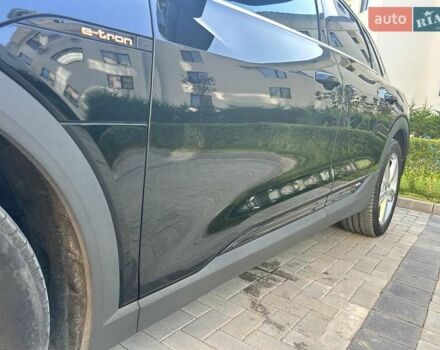 Черный Ауди E-Tron, объемом двигателя 0 л и пробегом 30 тыс. км за 41000 $, фото 7 на Automoto.ua