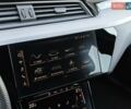 Чорний Ауді E-Tron, об'ємом двигуна 0 л та пробігом 34 тис. км за 49499 $, фото 62 на Automoto.ua