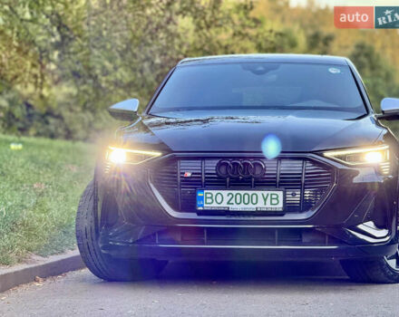 Черный Ауди E-Tron, объемом двигателя 0 л и пробегом 79 тыс. км за 44200 $, фото 21 на Automoto.ua