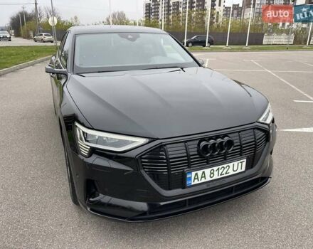 Черный Ауди E-Tron, объемом двигателя 0 л и пробегом 68 тыс. км за 37000 $, фото 6 на Automoto.ua