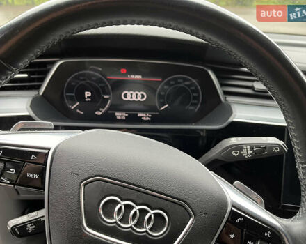 Черный Ауди E-Tron, объемом двигателя 0 л и пробегом 96 тыс. км за 34500 $, фото 8 на Automoto.ua