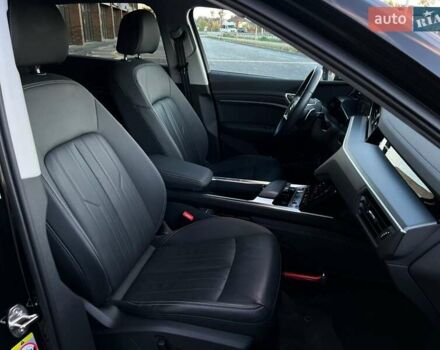 Чорний Ауді E-Tron, об'ємом двигуна 0 л та пробігом 130 тис. км за 27900 $, фото 25 на Automoto.ua