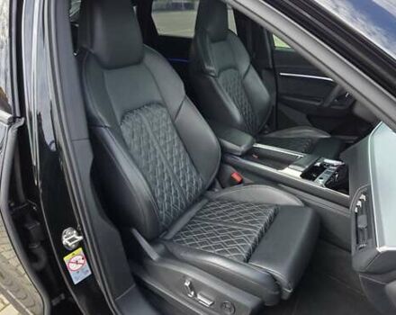 Черный Ауди E-Tron, объемом двигателя 0 л и пробегом 54 тыс. км за 43500 $, фото 88 на Automoto.ua